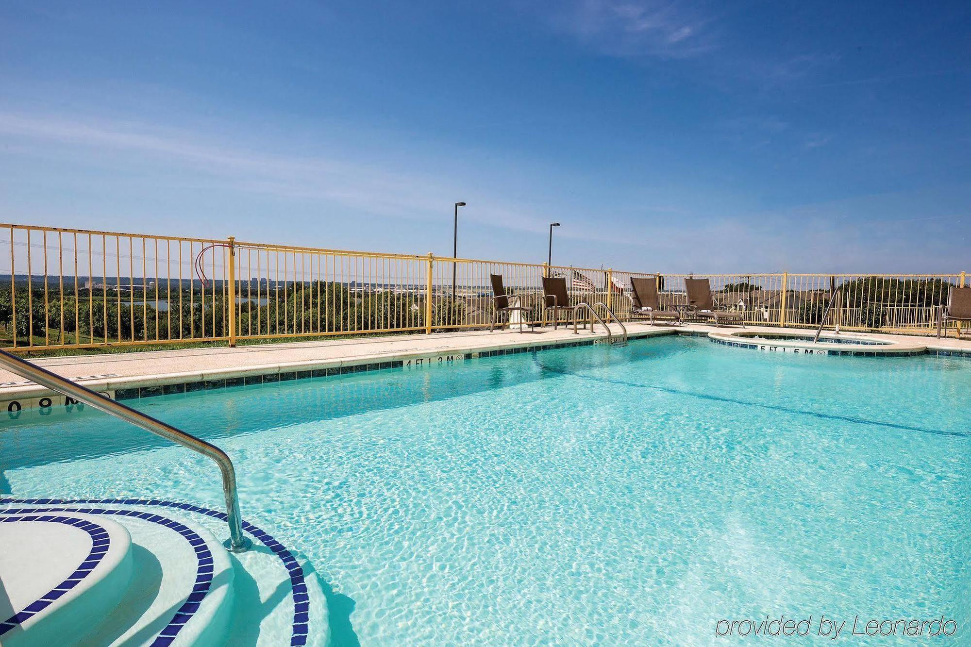 La Quinta By Wyndham Fort Worth - Lake Worth Екстериор снимка